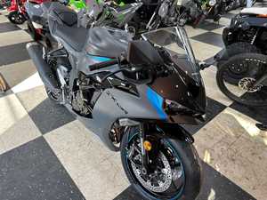 Motocicleta Deportiva Kawasaki Ninja ZX-6R 2025, Personalizable, Herramientas de Ensamblaje Industriales OEM, Garantía de 5 Años, Origen Estadounidense - Product Image 6