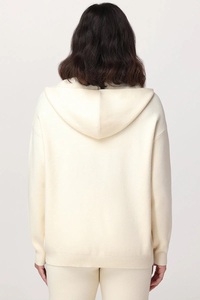 Nouveauté Vêtement en velours unisexe Logo brodé personnalisé Fermeture éclair à capuche Respirant Veste ample Pantalon long Ensemble de survêtement en velours - Product Image 2