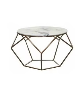 Mesas industriales de metal en construcción duradera con acabado martillado y mezcla moderna de materiales - Product Image 5