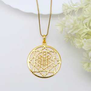 Prix de gros Sri Yantra or collier femmes à la mode Mandala fleur de Lotus géométrie sacrée Protection laiton pendentif-cadeau - Product Image 2