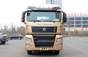 Tracteur routier Sinotruk Sitrak 6x4 haut de gamme, 10 roues, 375 ch, diesel, capacité de remorquage jusqu'<span class=keywords><strong>à</strong></span> 50 tonnes, Euro 3, pour le transport de marchandises en Afrique - Product Image 3