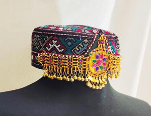 Chapeau traditionnel afghan pour femmes, vintage, fait à la main, ethnique pashtun, broderie florale, tissu, pince à cheveux - Product Image 3