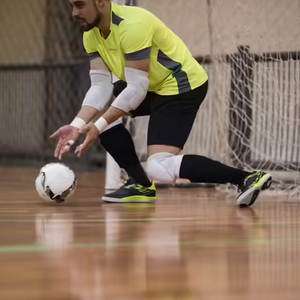Balón de fútbol cosido a mano de Color sólido para entrenamiento Material de cuero Ropa deportiva Balón de fútbol para uso en interiores y exteriores - Product Image 3