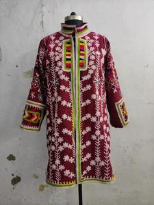 Manteau Suzani Veste Suzani pour femme Veste brodée en coton indien Kimono Suzani fait à la main Kimono long - Product Image 3