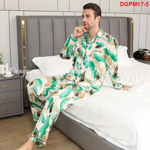 Conçu pour les personnes qui aiment les pyjamas confortables pour les hommes fabriqués à partir de tissu de soie 100% super doux motif naturel foncé couleur été - Product Image 5