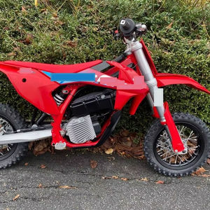 MC-E 3 ensamblado disponible - Product Image 1