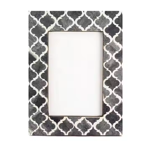 Cadre photo en incrustation d'os fait main de la meilleure qualité par Crescent Crafts - Product Image 2