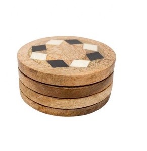 Juego de Posavasos Clásicos Hechos a Mano de Madera y Resina, Antideslizantes y Ecológicos, con Protección para Bebidas, para Uso en el Hogar, Hoteles y Restaurantes - Product Image 3