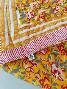 Hand Block Printed Cotton Razai Reversible Winter Warm Queen Quilt - Product Image 6