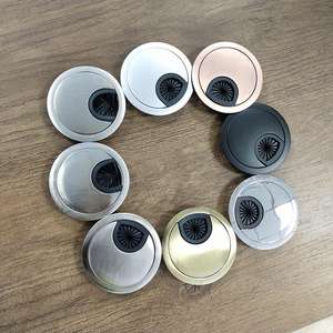 Caja de Gestión de Cables de Aleación de Zinc, Pasacables de Metal para Escritorio, Pasacables de Goma - Product Image 1