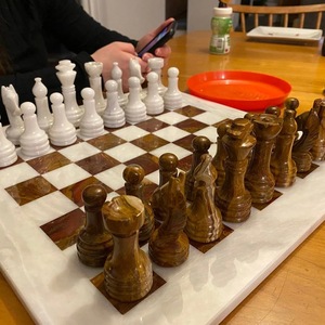 Juego de Ajedrez Moderno de Mármol Blanco Ónix, Tablero de Piedra Hecho a Mano Marrón, Mármol Natural Premium, Juego de Sala de Estar y Cocina, de Fábrica - Product Image 2