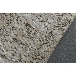 Tapis turc vintage écologique, 2,6 x 6,3 pieds (79 x 192 cm), gris, patchwork, en laine, avec envers en latex - Product Image 5