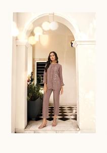 Derniers vêtements indiens et pakistanais en organza de soie pure viscose pour femmes avec pantalon et intérieur avec poche - Product Image 4
