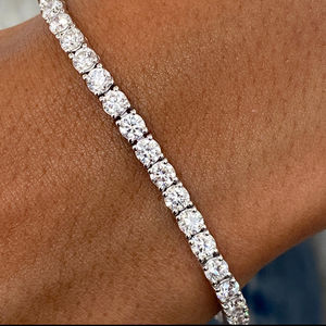 Pulsera de Diamantes de Moissanita de Lujo para Mujer con un Brillo Impresionante y un Ajuste Cómodo, Perfecta para Uso Diario, de la India - Product Image 6