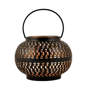 Bougeoir Votif Décoratif Élégant en Métal Collection 2024 de Forme Ronde de Style Marocain en Feuille Colorée de Luxe en Fer - Product Image 2