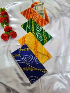 Portefeuille pochette en tissu de dentelle Gota multicolore assorti pour cadeau de mariage, Nikah, Jaggo Night, Baarat, Swagat, et autres cadeaux de remerciement - Product Image 2