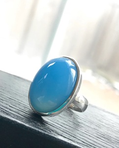 Anillo de Calcedonia azul de Plata de Ley 925, anillo de promesa de corte ovalado delicado hecho a mano para bodas - Product Image 3