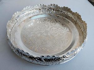 จานตกแต่งดีไซน์เนอร์สีเงิน10นิ้วถาดเงินเยอรมันสำหรับตกแต่งห้องครัวและบ้าน - Product Image 1