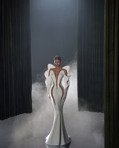 Robe de bal en satin A-Line Chic avec des appliques en dentelle délicates et des manches transparentes Style de fête avec décoration à motif - Product Image 3