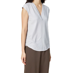 Camisa de moda para mujer, ajuste personalizado, Vietnam, OEM, ODM, Material sostenible, lavable, aspecto elegante, ropa de diseñador, lista para exportar - Product Image 5