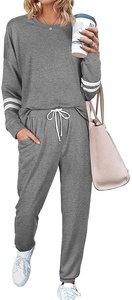 Survêtement zippé personnalisé pour hommes, jogging avec passepoil réfléchissant à rayures de créateur élégant, combinaison de sport pour hommes de haute qualité - Product Image 5