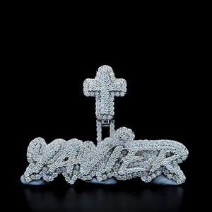 Pendentif Mossanite sur mesure en argent sterling 925 avec caution croisée personnalisée Iced Out Diamond Unique Name Pendant Charm - Product Image 1