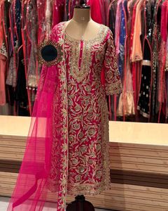 Nuevo diseñador estilo indio bordado pesado trabajo Lehenga Gharara Sharara trajes de césped paquistaní para damas ropa de fiesta Wit precio bajo - Product Image 3