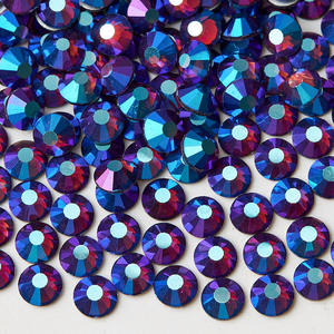 Selina Cristal Ecológico, Cristales Sueltos de Vidrio Morado con Reverso Plano, 12 Facetas, Sin Fijación en Caliente, Efecto Neón Aurora, para Prendas y Fundas de Teléfono - Product Image 3