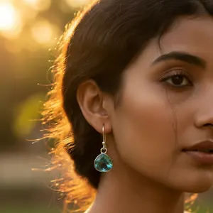 Boucles d'oreilles pendantes en argent 925 avec topaze bleue pour femmes, idée cadeau tendance - Product Image 3