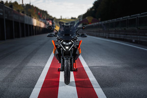DISPONIBLE EN STOCK KTM 1390 Super Duke GT - Product Image 6