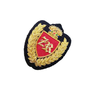 Insignias de alambre de lingotes bordados a mano 2025 de la mejor calidad, insignia bordada de nuevo estilo a la venta de fabricantes - Product Image 3