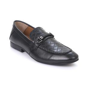 Chaussures en cuir noir pour hommes, ensemble de haute qualité avec finition premium, semelle robuste et design classique pour tenue formelle et bureau. - Product Image 1