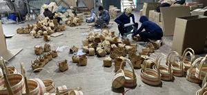 Livraison rapide URNE EN BOIS pour animaux de compagnie cendres chien chat boîte commémorative Vietnam fait à la main personnalisé gravé OEM en gros - Product Image 6