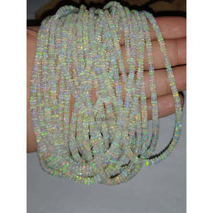 Perlas Sueltas de Ópalo Etíope 100% Natural con Destellos de Fuego, Forma de Pera, Lisas y Redondas - Product Image 1