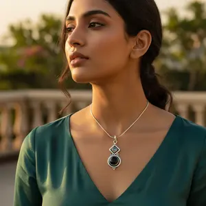 Colgante de Plata de Ley 925 con Ónix Negro, Corte Esmeralda, Diamante Hecho a Mano, Gema de Oro Rosa para Mujer con Amatista y Platino - Product Image 1