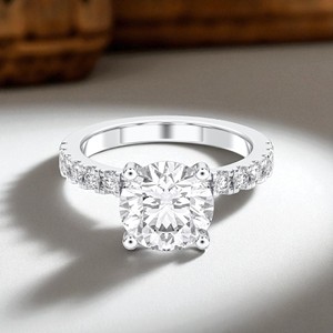 3.55 carats F-G/VS qualité laboratoire cultivé forme ronde diamant Solitaire Prong Set bague de fiançailles en argent Sterling pour les femmes - Product Image 2