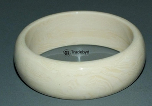Resin <b>Bangle</b> for Office Look Minimal and Classy Fashion Jewelry by Tradebyd - Product Image 2