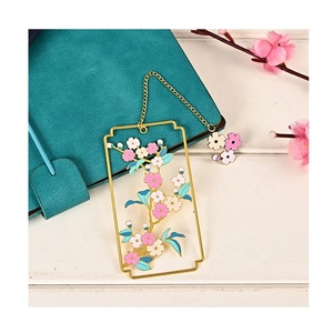 ที่คั่นหนังสือโลหะสำหรับเพื่อน,ที่คั่นหนังสือรูปทรงดอกพีชสไตล์โบราณลายฉลุของขวัญสำหรับเพื่อนสามารถปรับแต่งได้ - Product Image 6