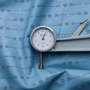 Masquer découpé au laser à motif de fleurs marron disponible en produits en cuir de 1 à 22 pieds carrés. - Product Image 6