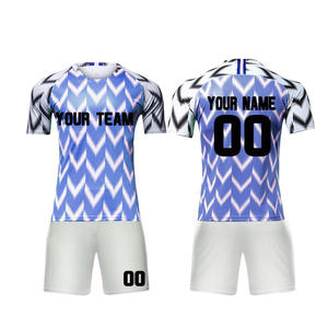 Uniforme d'entraînement de football à séchage rapide unisexe Combinaison de football populaire pour enfants avec logo personnalisé Ensemble de chemises à sublimation thermique - Product Image 3