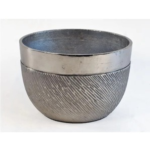 Jarrón de metal de forma curva en acabado plateado elegante soporte decorativo para flores perfecto para el hogar y el centro de mesa de eventos de La India - Product Image 2