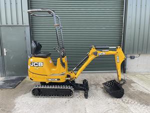 รถขุดขนาดเล็ก JCB 35Z-1 รถขุดตีนตะขาบ เครื่องยนต์ Laidong ประสิทธิภาพสูง ระบบไฮดรอลิก Eaton มอเตอร์ปั๊มเกียร์ กำลัง 20 กิโลวัตต์ - Product Image 3