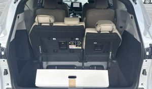 Auto Usado Toyota <span class=keywords><strong>Sienna</strong></span> A XLE SUV <span class=keywords><strong>2023</strong></span>, Equipamiento Completo, Limpio, Envío a Todo el Mundo - Product Image 5