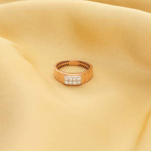 แหวนเพชรบุรุษ Bold Ridge - เครื่องประดับระดับพรีเมียมสำหรับคุณผู้ชาย - Product Image 1