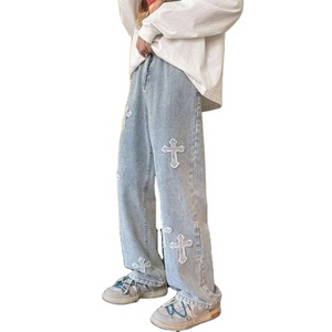 Pantalones vaqueros cruzados deshilachados de media calle con revestimiento personalizado para hombre, pantalones vaqueros desgastados retro de estilo hip hop informales al por mayor con logotipo en la cintura - Product Image 3
