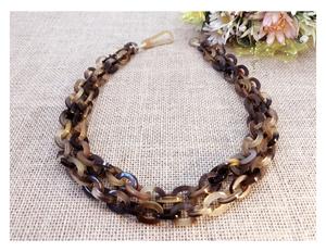 Collar de Lujo Hecho a Mano con Cuerno de Búfalo, Joyería Natural y Sostenible para Mujer, Alta Calidad - Product Image 5