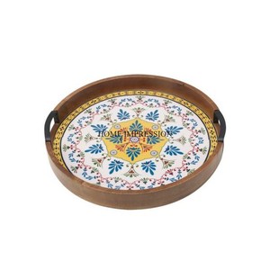 Plateau de table en bois d'acacia de la plus belle forme du designer Plateau de service fini émaillé Fourniture de plateaux en Inde - Product Image 2