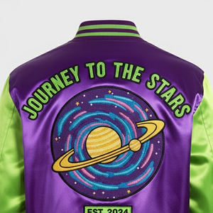 Chaqueta Universitaria de Satén con Bordado Chenille de Diseño Moderno y Ajuste Cómodo, Chaqueta de Béisbol de Satén con Bordado Personalizado para Hombre - Product Image 6