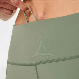 Leggings Deportivos de Alta Calidad Hechos en Pakistán para Mujer, con Logotipo Personalizado, Transpirables, Ligeros, para Yoga, Gimnasio, Deportes y Actividades al Aire Libre - Product Image 5