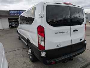 Pre-owned 2024ผู้โดยสาร Ford Transit 350 XLT หลังคาต่ำ LB AWD - Product Image 4